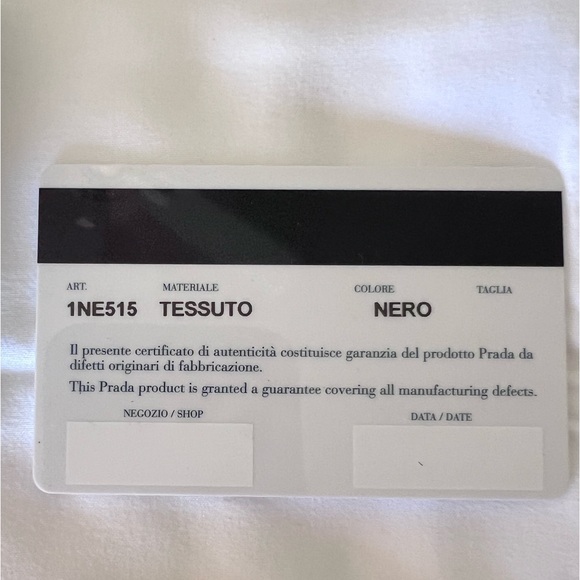 Prada Re-edition 2000 Handbag - Picture 3 of 15